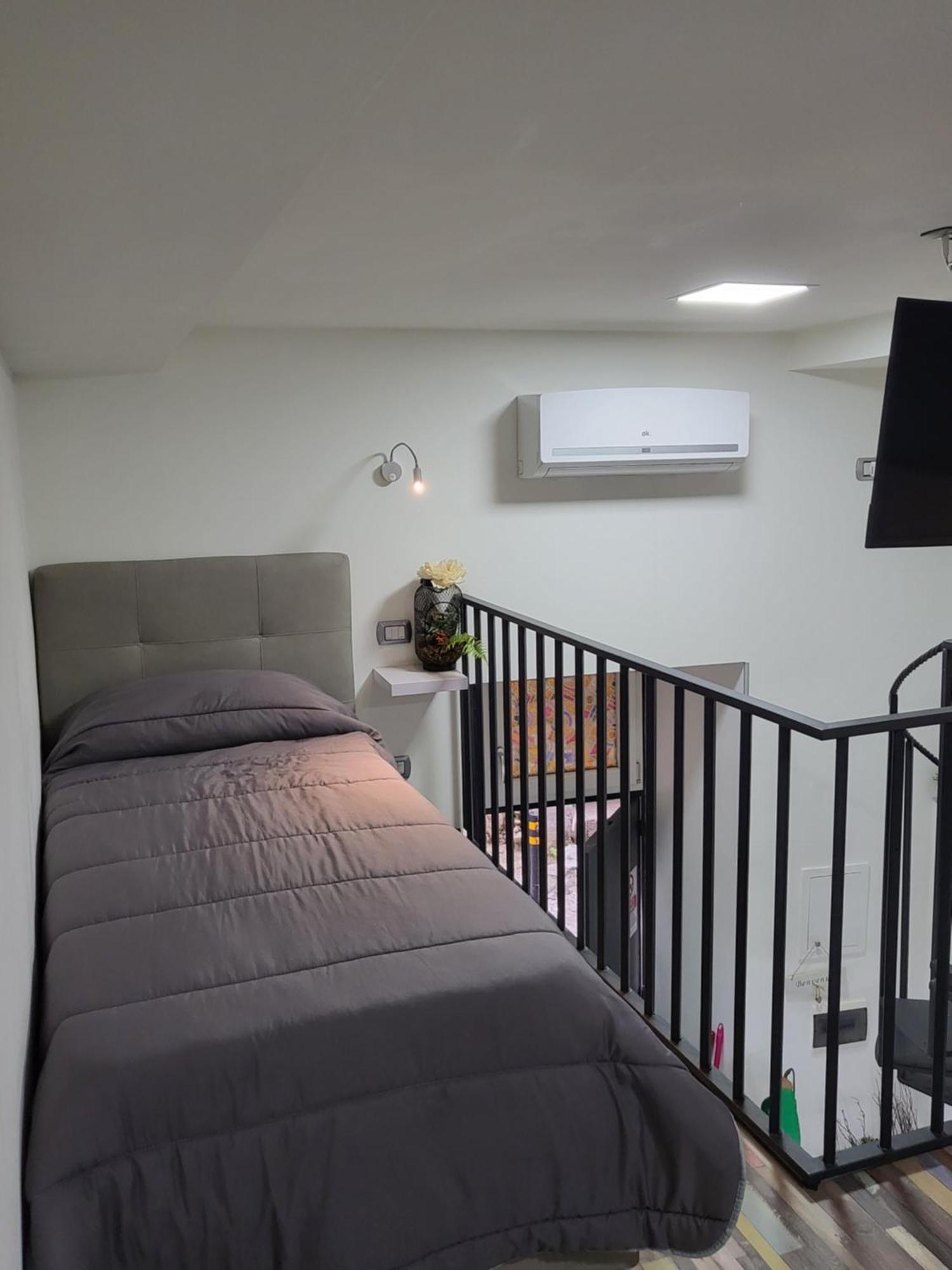 Apartamento L'approdo Di Dante Nápoles
