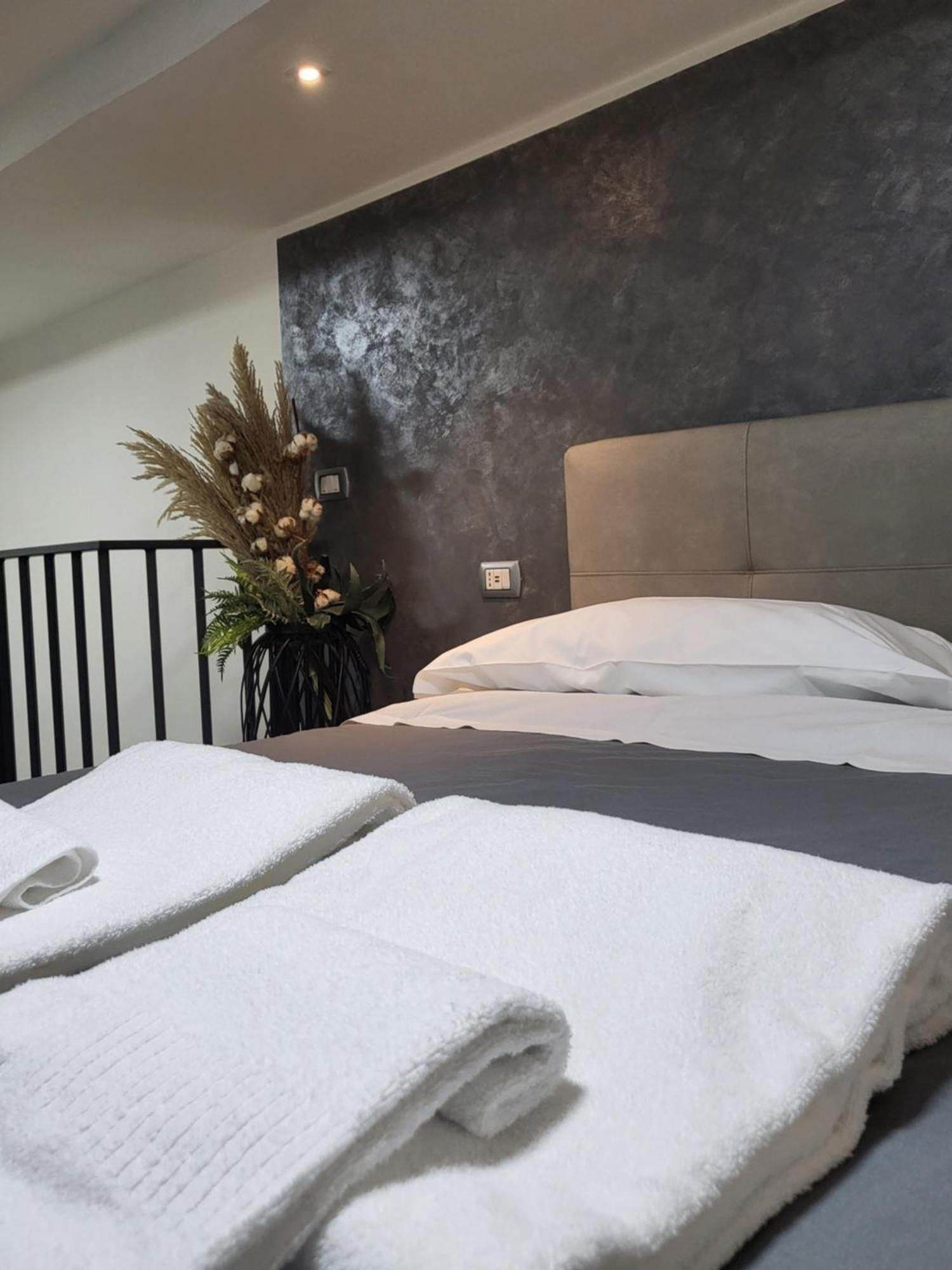 L'approdo Di Dante Apartamento