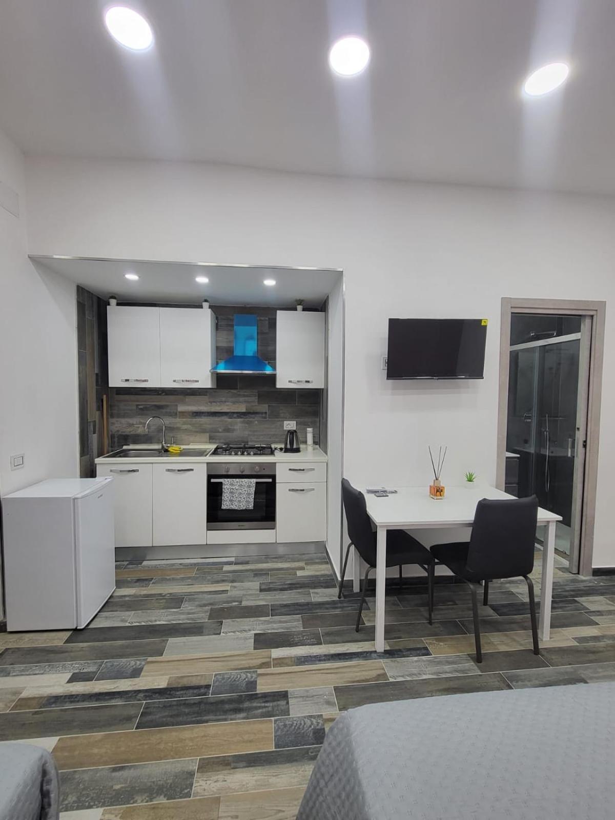 L'approdo Di Dante Apartamento Nápoles